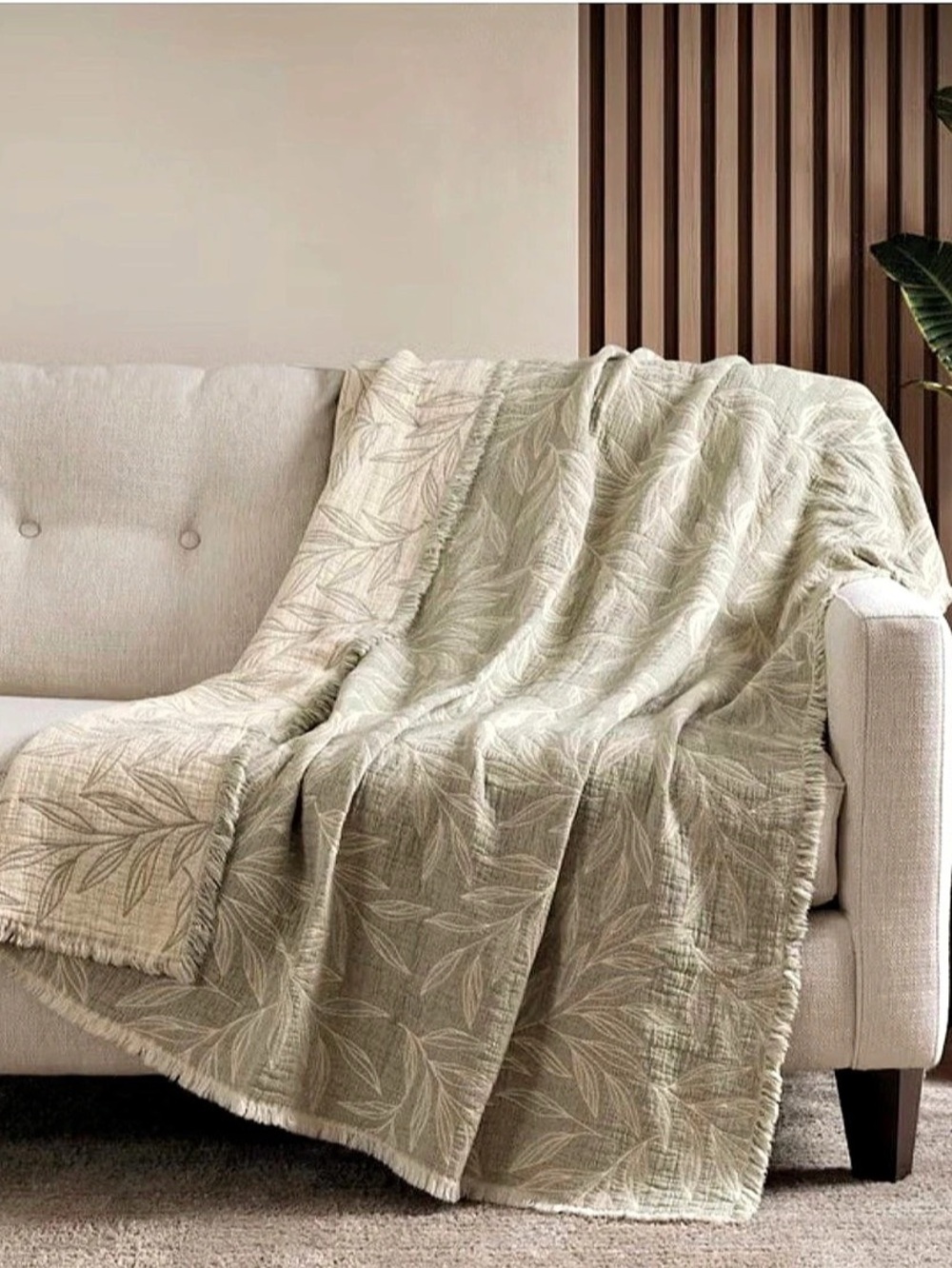 Costco Reversible Cotton Throw Blanket Green & Cream